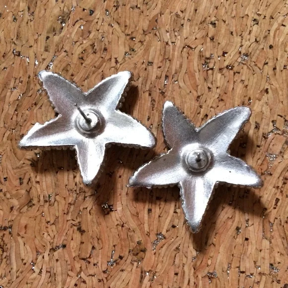 Vintage Silver Tone Starfish Brooch and Earrings Set - Picture 5 of 5